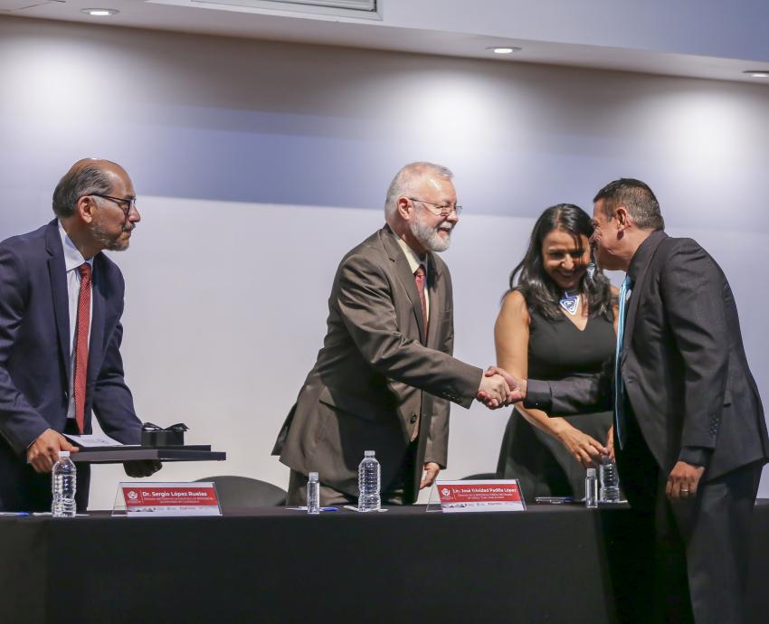 Entregan Reconocimiento “Helen Ladrón de Guevara” 2023 a bibliotecarios sobresalientes 