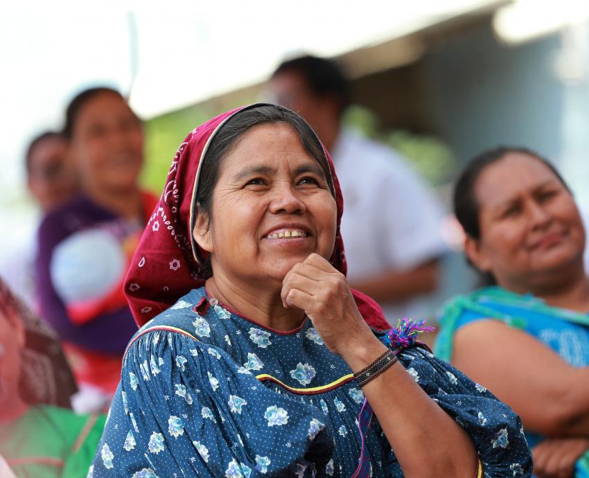 Buscan combatir discriminación contra personas indígenas
