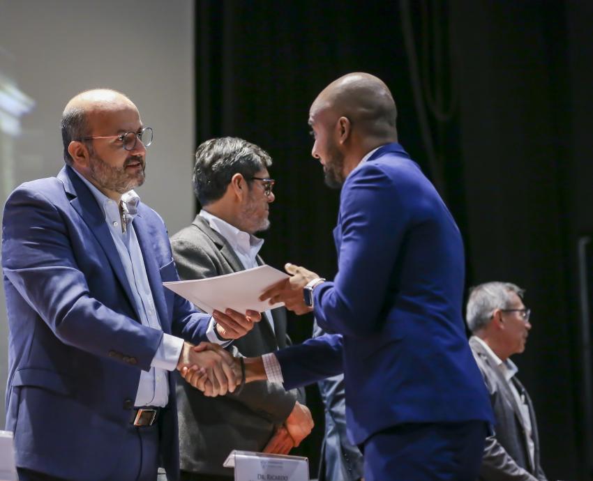 Reciben nombramientos académicos de alto nivel de la Universidad de Guadalajara