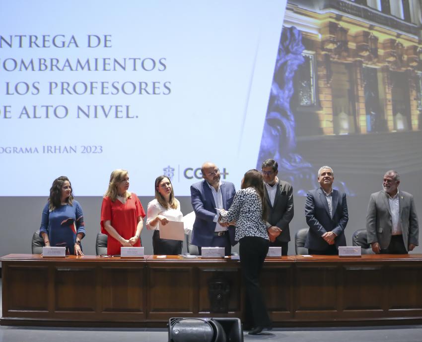 Reciben nombramientos académicos de alto nivel de la Universidad de Guadalajara