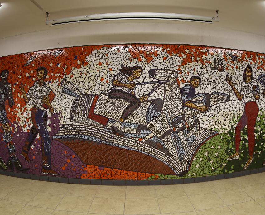 Obed Calderón presenta “Liberatura”, mural sobre el conocimiento, en Preparatoria 13