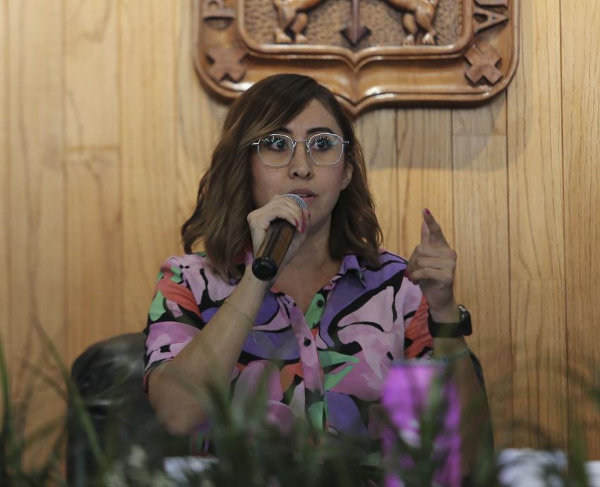 Especialistas de UdeG critican comercialización del feminismo en la película “Barbie” 