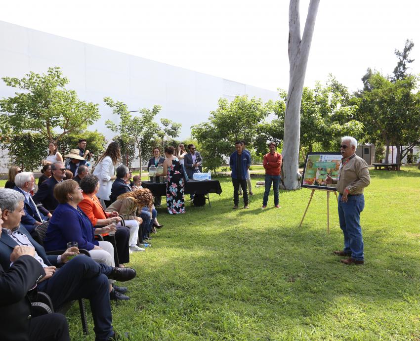 Recorre Michelle Bachelet instalaciones del Museo de Ciencias Ambientales 