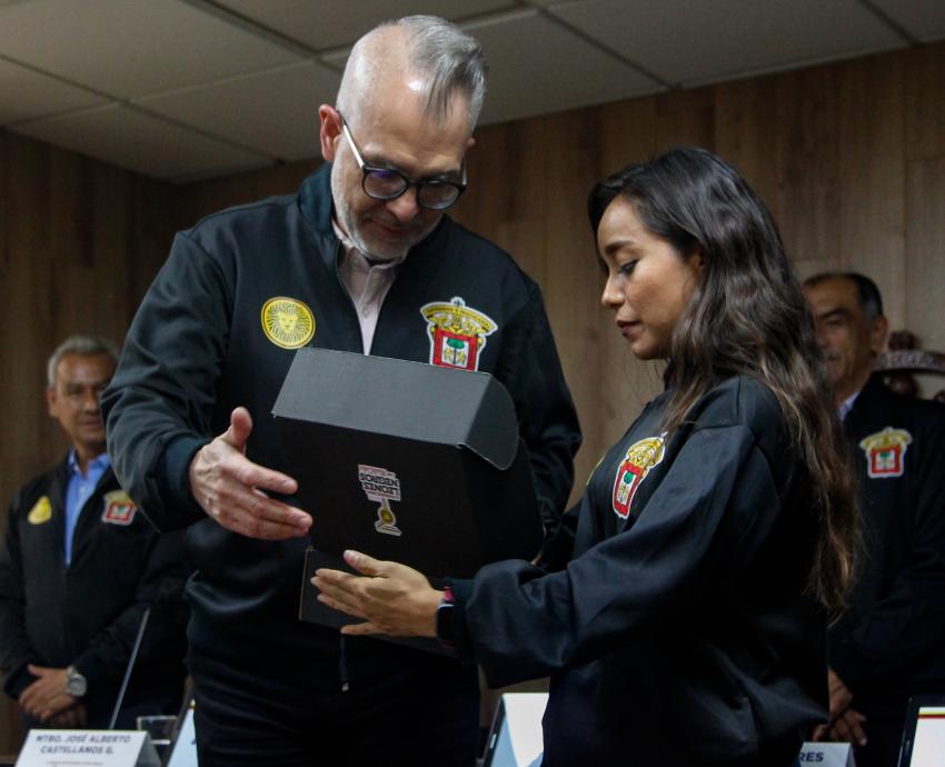 Presentan séptima edición de la carrera Leones Negros