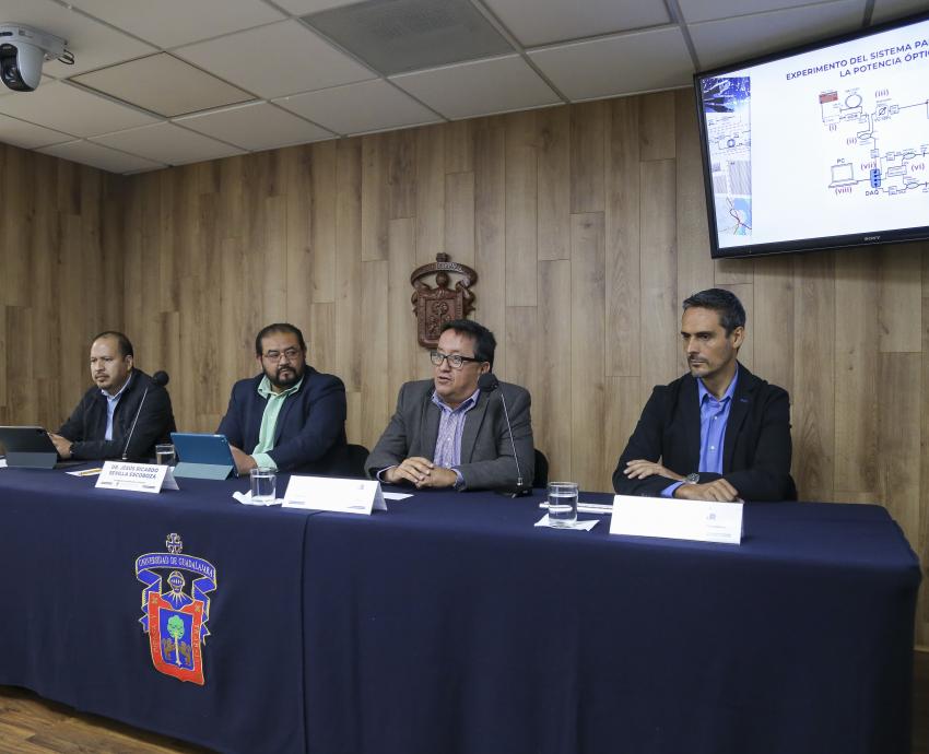 CULagos obtiene patente por desarrollo de sistema de láseres para optimizar telecomunicaciones