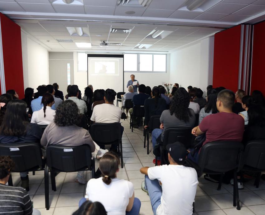 Inauguran doctorado en Ciencias Sociales del CUCSH 2023 –B con charla magistral sobre la resistencia social