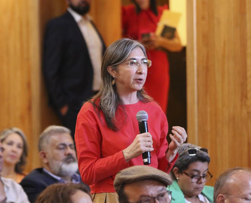 Triunfo de gobiernos de extrema derecha es resultado del descontento social, dice académico argentino