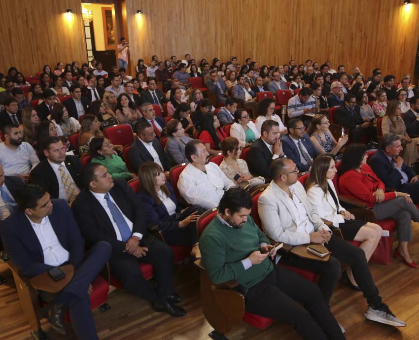 Triunfo de gobiernos de extrema derecha es resultado del descontento social, dice académico argentino