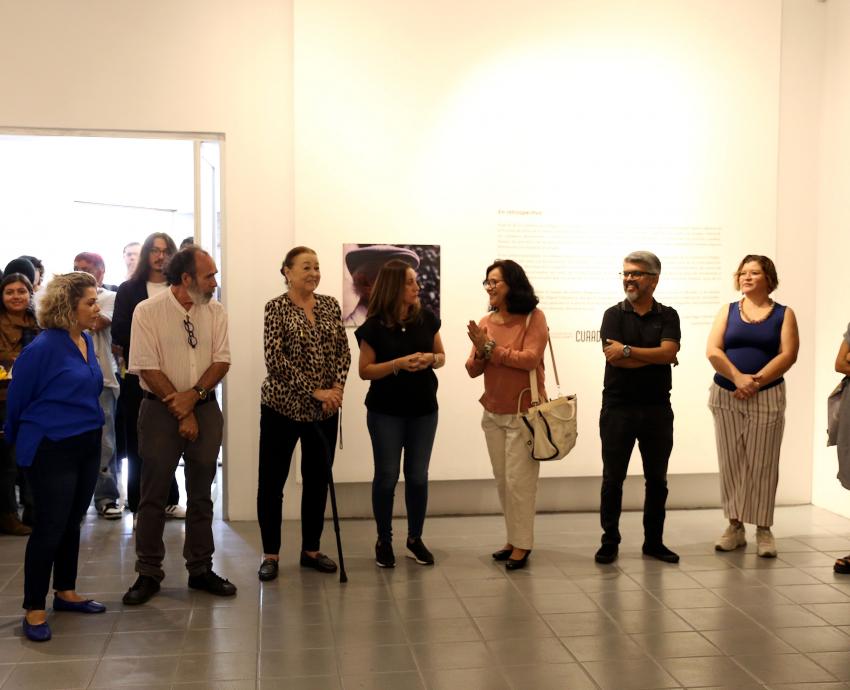 Inauguran “En retrospectiva”, obra fotográfica de maestros de la Escuela de Artes