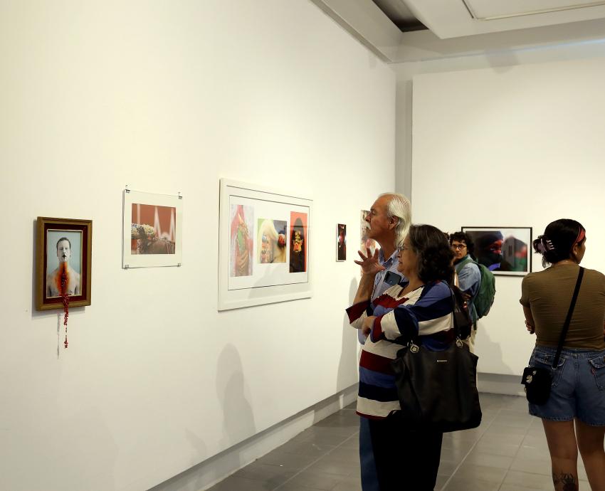 Inauguran “En retrospectiva”, obra fotográfica de maestros de la Escuela de Artes