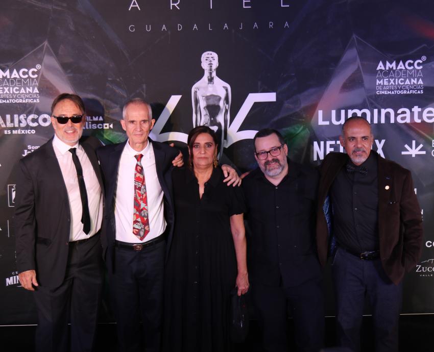 Comunidad de la UdeG dedica su Ariel de Oro a Raúl Padilla López