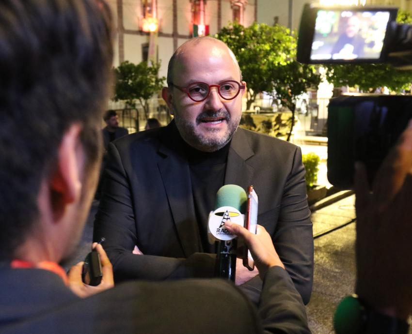 Comunidad de la UdeG dedica su Ariel de Oro a Raúl Padilla López