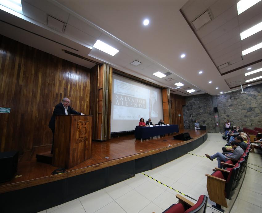 Recuerdan legado de Salvador Allende, a 50 años del golpe de Estado en Chile
