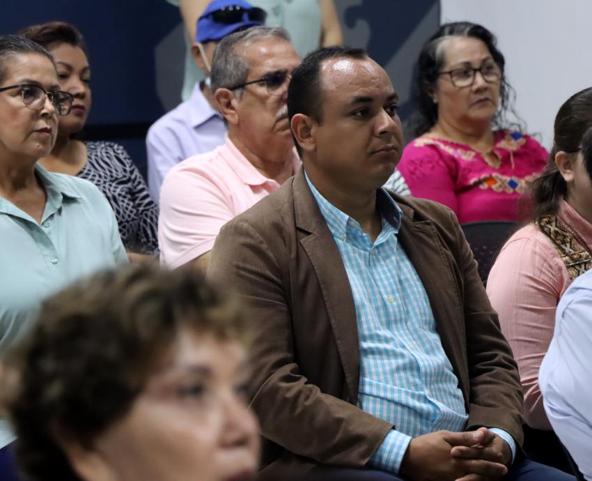 Dan bienvenida a la primera generación del Sistema Universitario del Adulto Mayor en CUCSur