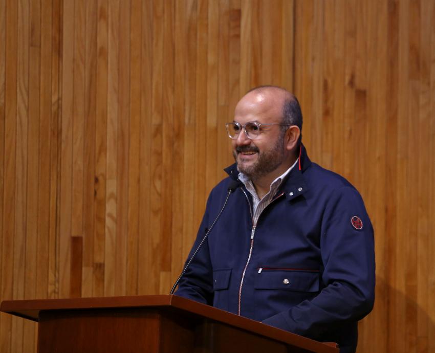 Entrega Rector General reconocimientos a 80 trabajadoras y trabajadores del HCG
