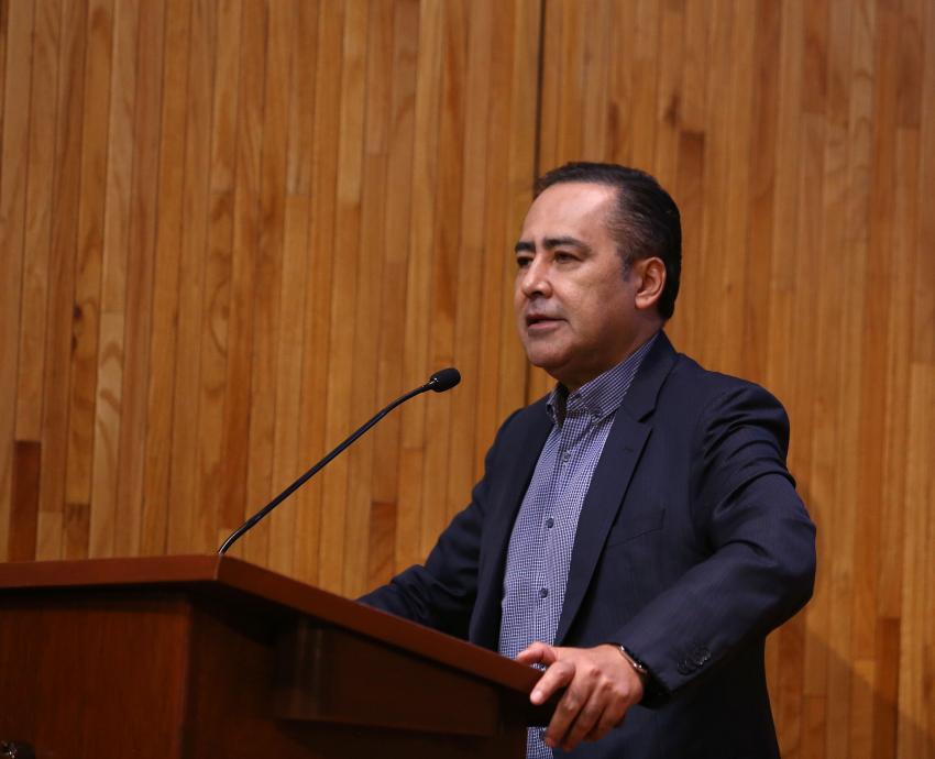 Entrega Rector General reconocimientos a 80 trabajadoras y trabajadores del HCG
