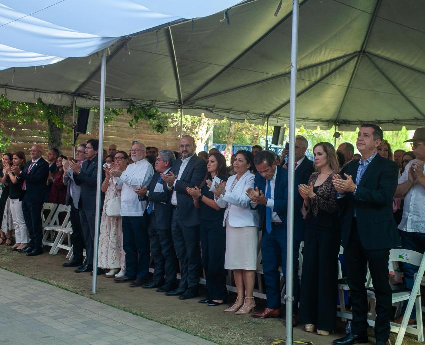 Inauguran edición 2023 de la Feria de Libro en Español y Festival Literario LéaLA