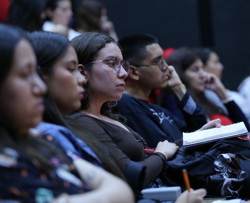 Mujeres líderes deciden, desde la diversidad y las desigualdades, optar por una democracia plural