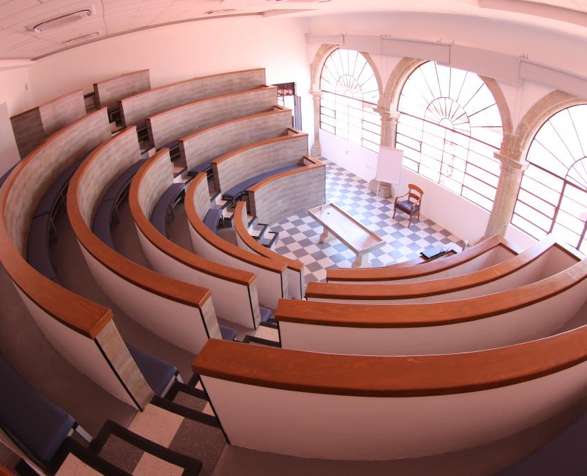 Renuevan auditorios para la enseñanza médica en la Antigua Escuela 