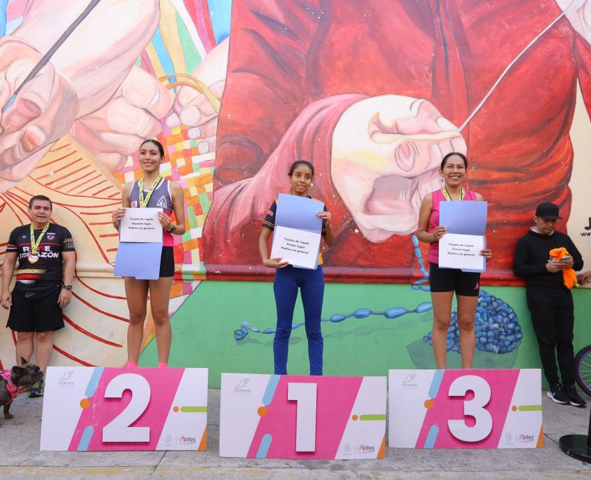 Corren en manada 400 participantes en la primera carrera 3K CUTlaquepaque