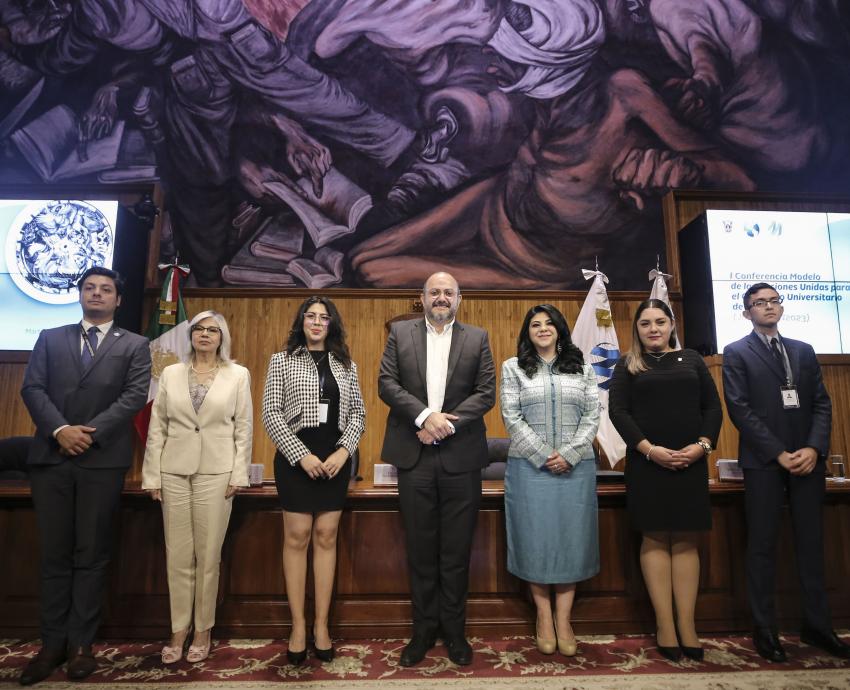 Estudiantes de Jalisco replican el modelo de Naciones Unidas para discutir los problemas globales