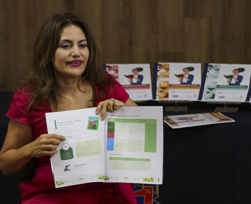 Presenta UdeG orientaciones en torno a los libros de texto gratuitos para escuelas primarias