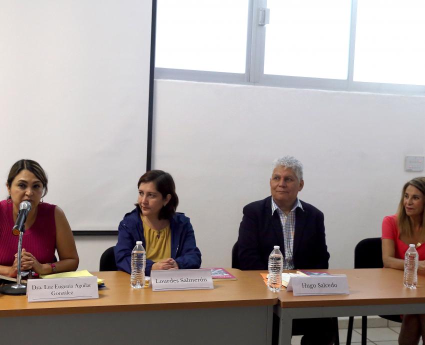 Presentan en CUCSH libro sobre Guadalajara y sus barrios populares