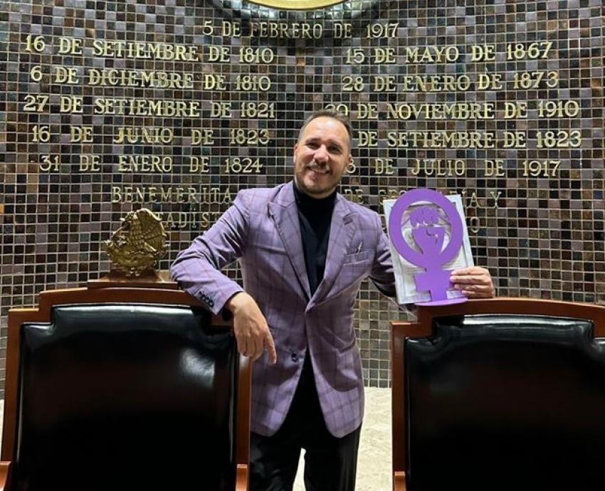 Reconocen a profesor de UDGVirtual con Galardón “Ya llegamos y no nos vamos” 2023