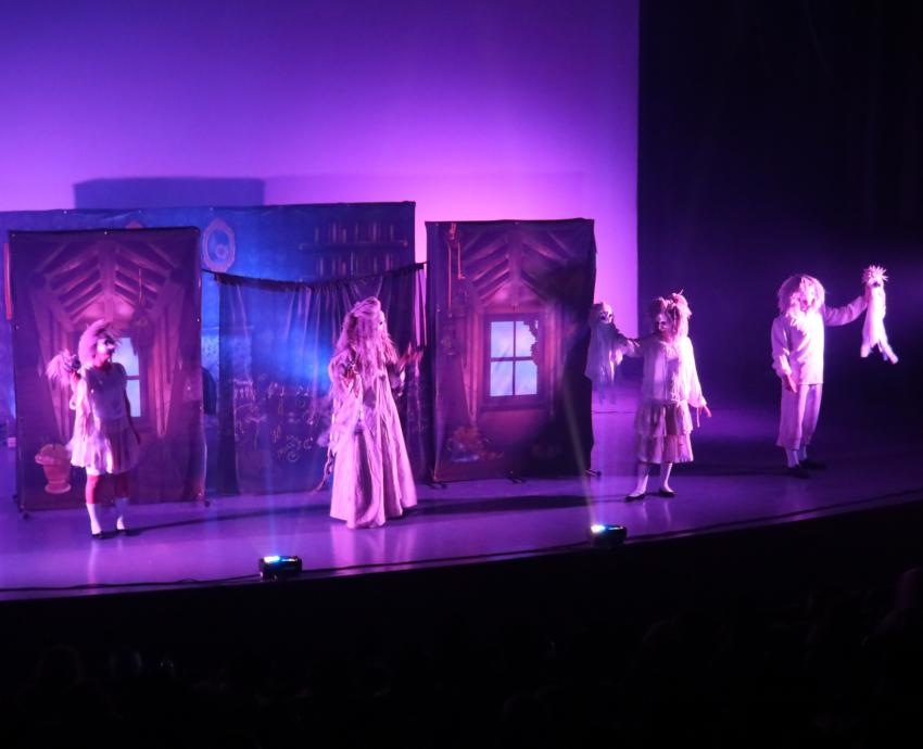 “El Fantasma de Canterville” visitó la Universidad de Guadalajara