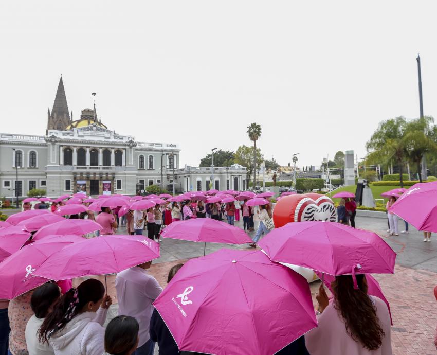 UdeG se suma a la conmemoración de la lucha contra el cáncer de mama