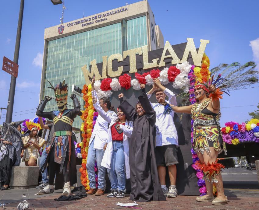 Estudiantes del CUCEI dedican Aquelarre 2023 a la leyenda del Mictlán
