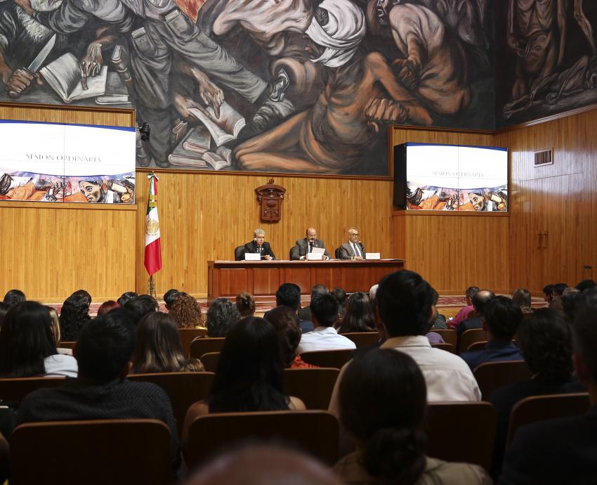CGU designa tres nuevos Maestros Eméritos de la UdeG