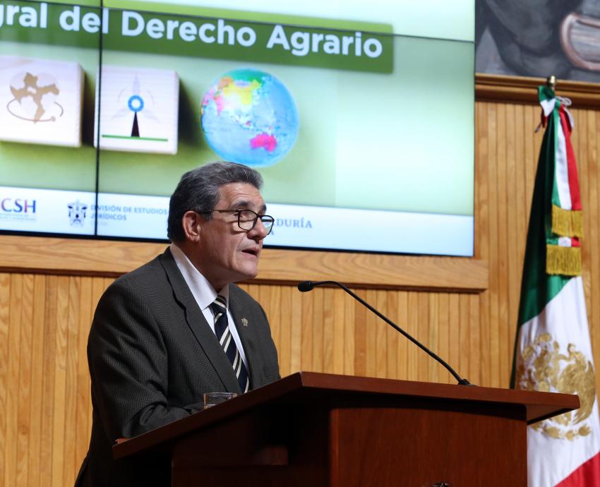 Envejecimiento de agricultores y feminización del campo abonan a pérdida de ejidos