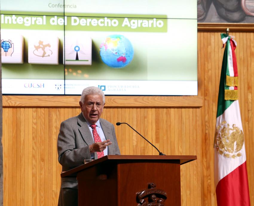 Envejecimiento de agricultores y feminización del campo abonan a pérdida de ejidos