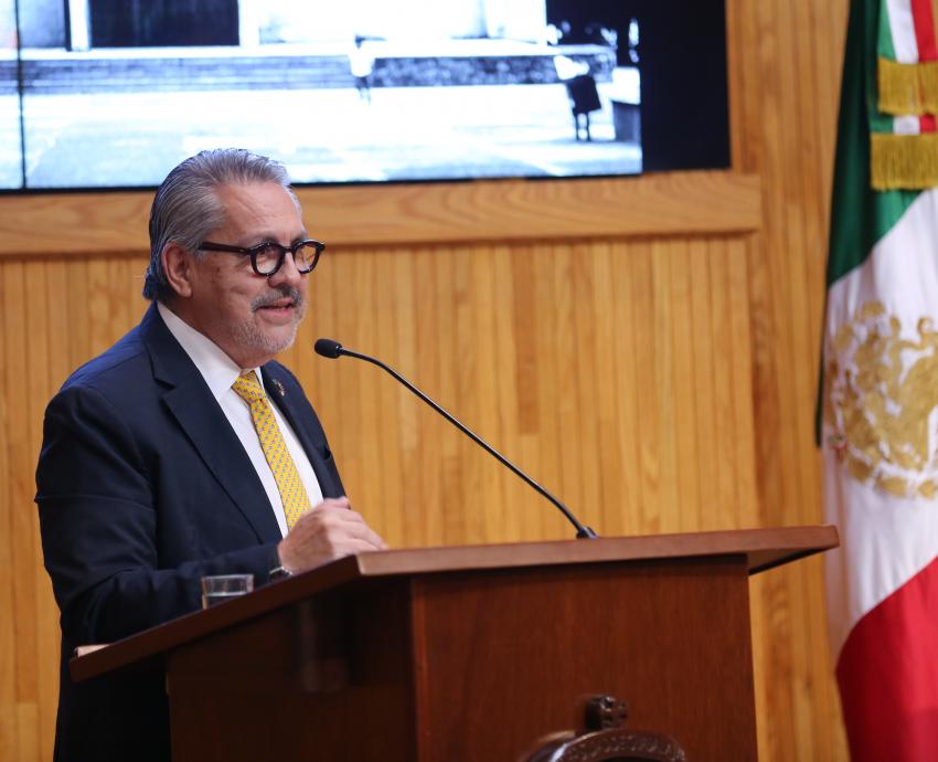Celebran 75 aniversario de la enseñanza de la arquitectura en la UdeG