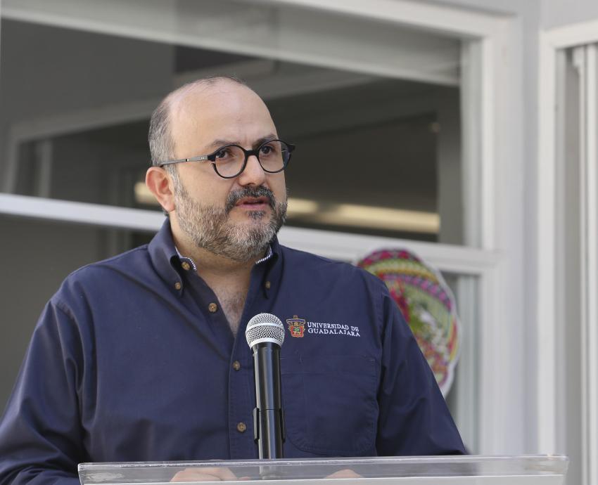 Rector General entrega laboratorio de ciencias en Módulo La Experiencia de la Preparatoria 14