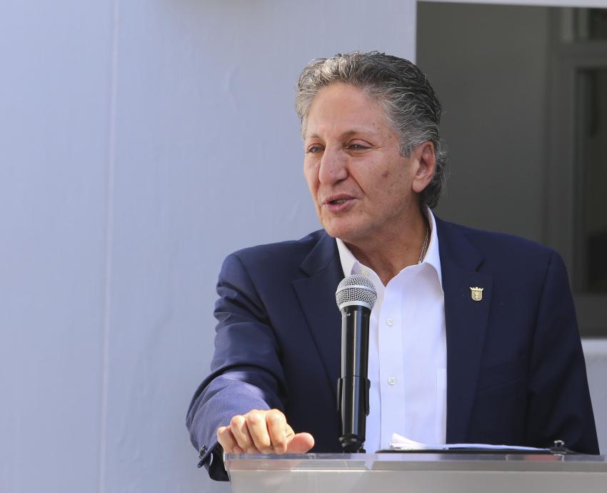 Rector General entrega laboratorio de ciencias en Módulo La Experiencia de la Preparatoria 14