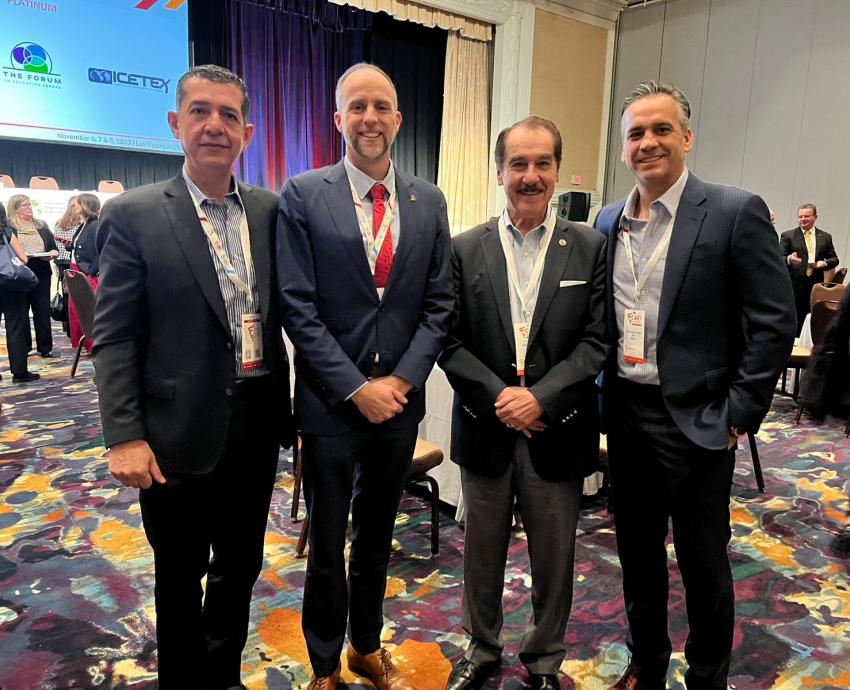 UDG Foundation USA presenta oferta académica del CIESDEMEX en Congreso en Las Vegas, EUA