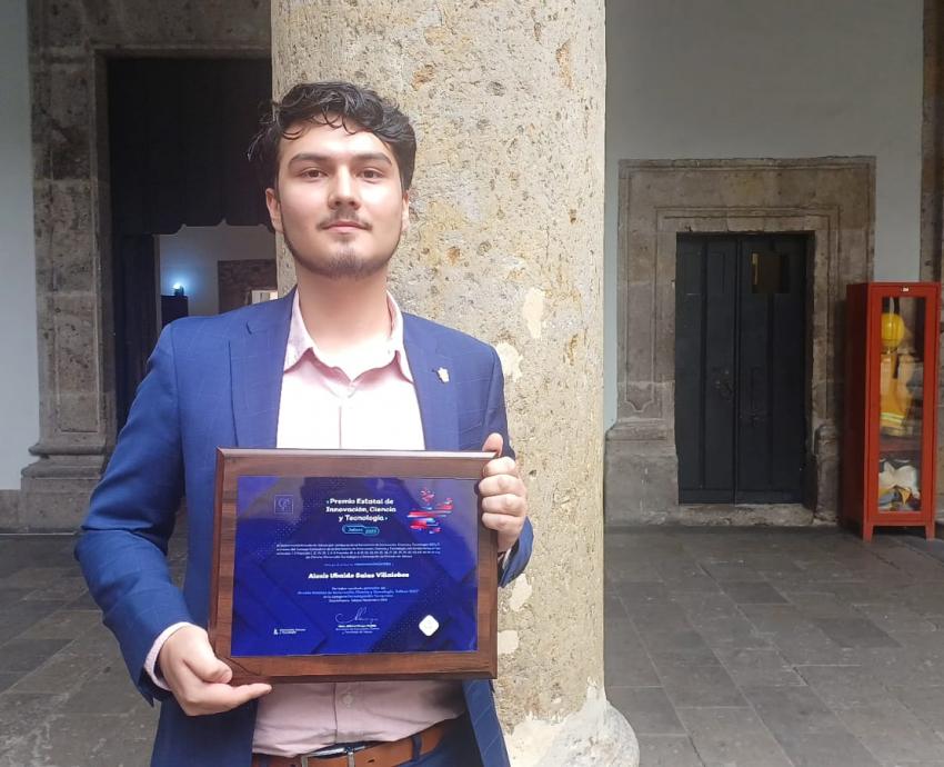 Universitarios son reconocidos con el Premio Estatal de Innovación, Ciencia y Tecnología 2023