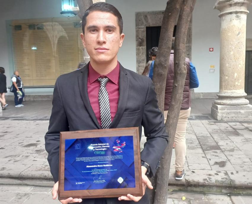 Universitarios son reconocidos con el Premio Estatal de Innovación, Ciencia y Tecnología 2023