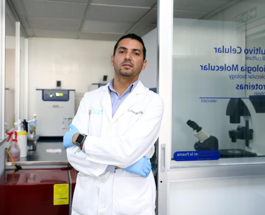 Reconocen al doctor José Angel Regla con Premio Jalisco 2023 en el ámbito Científico