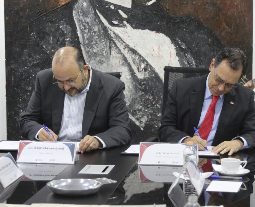UdeG y Embajada de Portugal en México firman convenio para fortalecer la enseñanza del idioma portugués