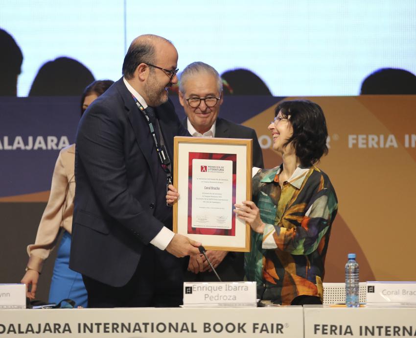 Inicia la FIL 2023 con la presencia simbólica de su fundador Raúl Padilla López