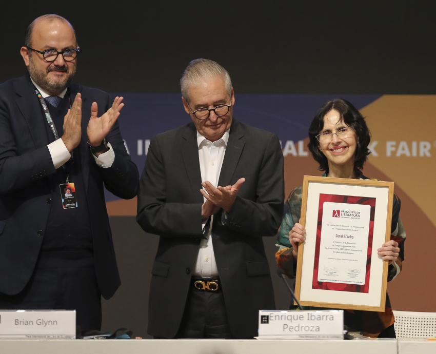 Inicia la FIL 2023 con la presencia simbólica de su fundador Raúl Padilla López