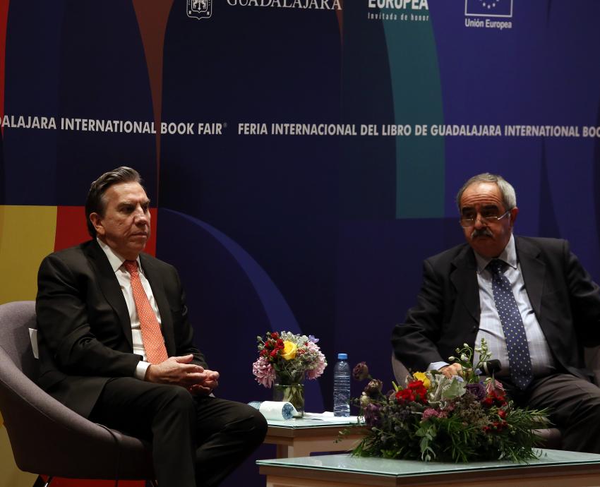 Analizan en FIL ejercicio y autonomía de los poderes del Estado