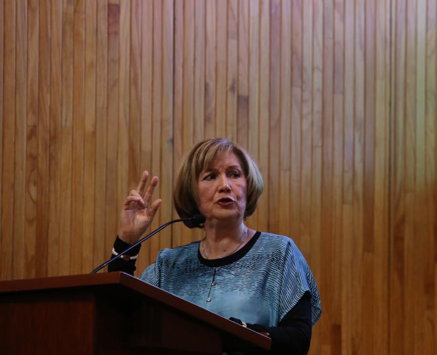 La literatura ofrece páginas de luz y esperanza: Lídia Jorg