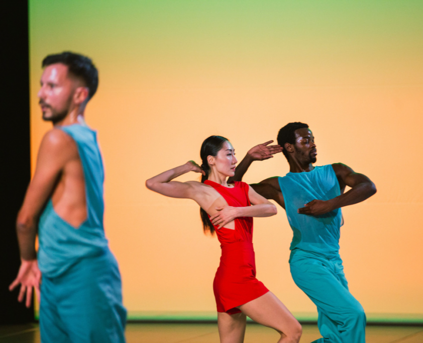 En Foro FIL se fusionan bailarines europeos y mexicanos para bailar “In C”, de Sasha Waltz