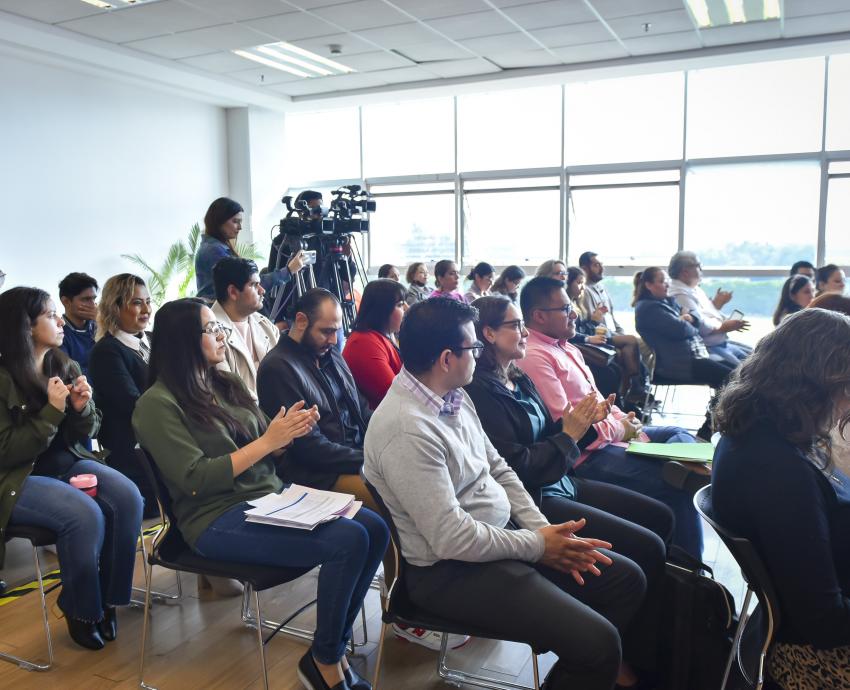 Inauguran el Foro Ciencia UDG en el marco de FIL
