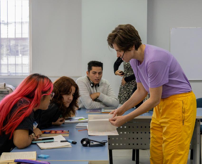 La creación de libros nos da autoría y la oportunidad de elegir: Judith Schalansky, diseñadora gráfica