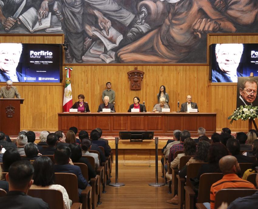 Recuerdan en la UdeG el legado y la vida del político Porfirio Muñoz Ledo